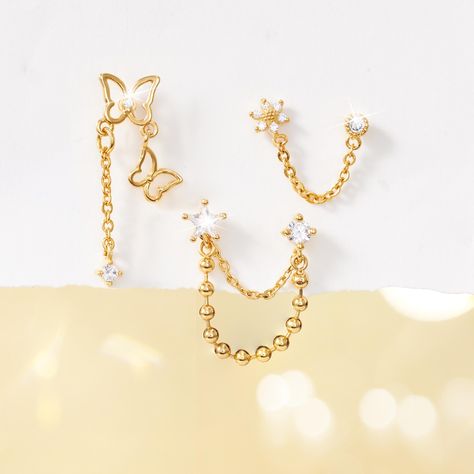 Add a touch of sophistication to your look with our chain earrings. Delicate, yet statement-making, these versatile designs in gold, silver, or mixed metals exude modern elegance for any occasion.