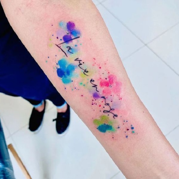 Find out if color tattoos fade over time